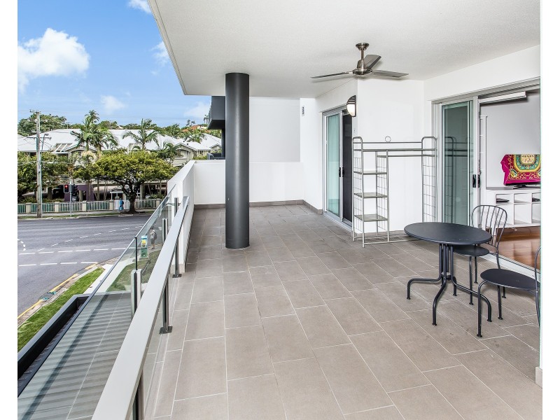 7/2 Laurence Street, St Lucia QLD 4067