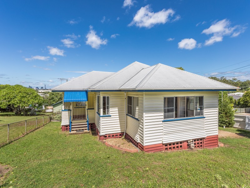56 Waroon Street, Stafford QLD 4053
