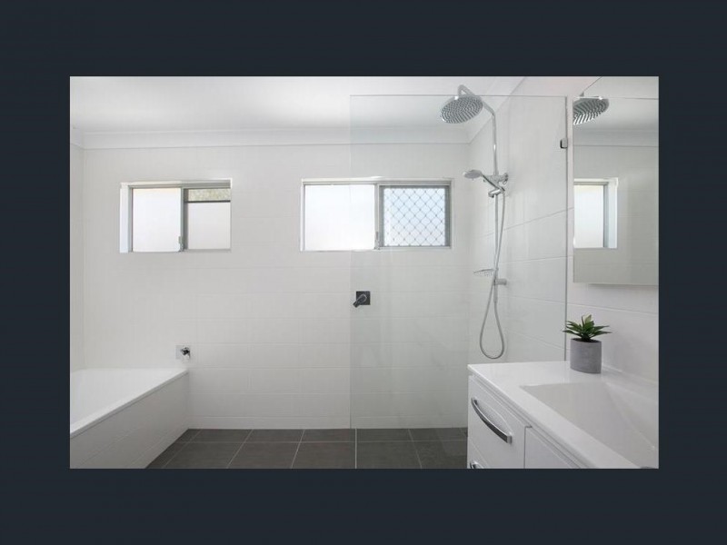 64 Woodville Place, Annerley QLD 4103