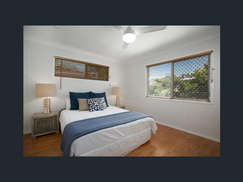 64 Woodville Place, Annerley QLD 4103