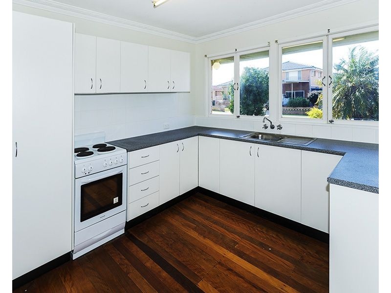 12 Rotary Crescent, Redcliffe QLD 4020
