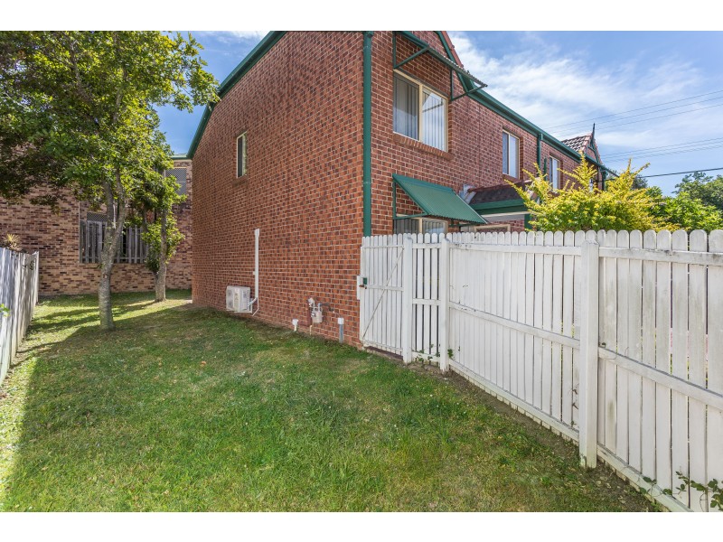 2/76  Clarendon Street, East Brisbane QLD 4169