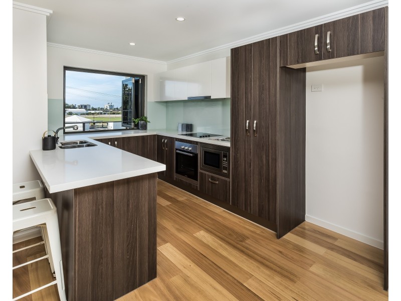 6/15  Percy Street, Redcliffe QLD 4020