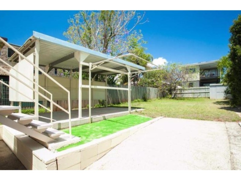 13  Margaret Street, Scarborough QLD 4020