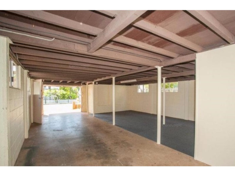 13  Margaret Street, Scarborough QLD 4020