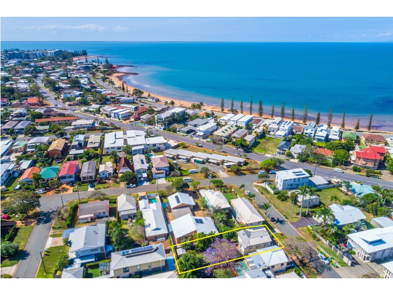 13  Margaret Street, Scarborough QLD 4020