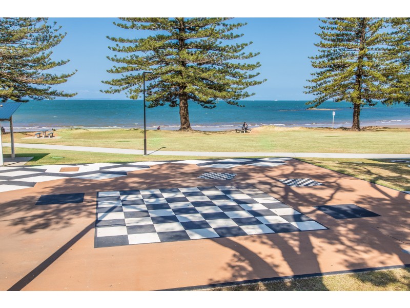 13  Margaret Street, Scarborough QLD 4020