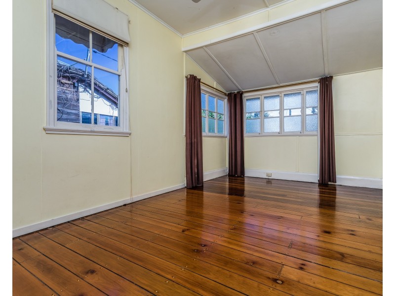 64 Somerset Street, Windsor QLD 4030