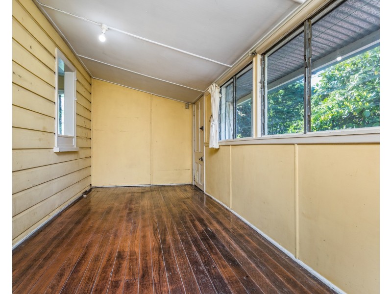 64 Somerset Street, Windsor QLD 4030