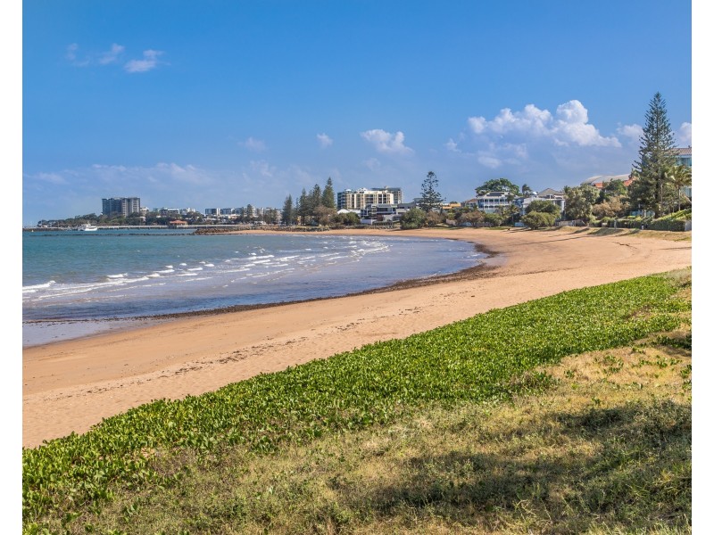 570  Oxley Avenue, Scarborough QLD 4020