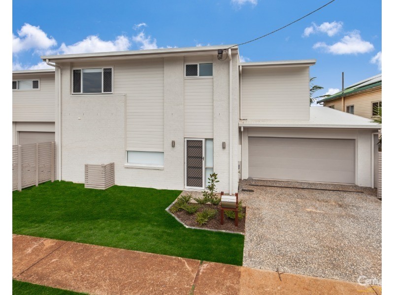 570  Oxley Avenue, Scarborough QLD 4020