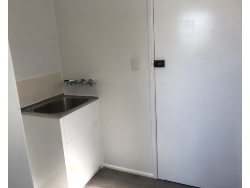 4/2 Sorrento, Margate QLD 4019