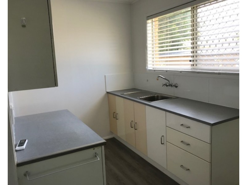 4/2 Sorrento, Margate QLD 4019