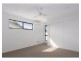 4/11 Green St, Booval QLD 4304