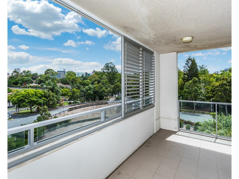 7018/7 Parklands Boulevard, Brisbane City QLD 4000