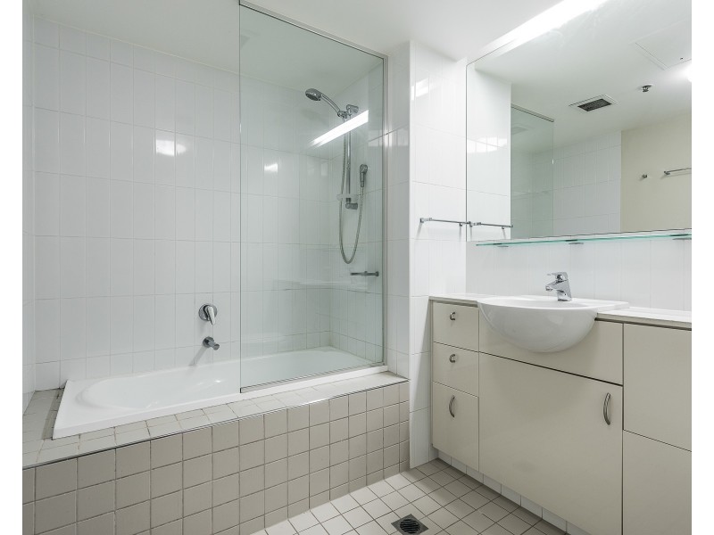 7018/7 Parklands Boulevard, Brisbane City QLD 4000