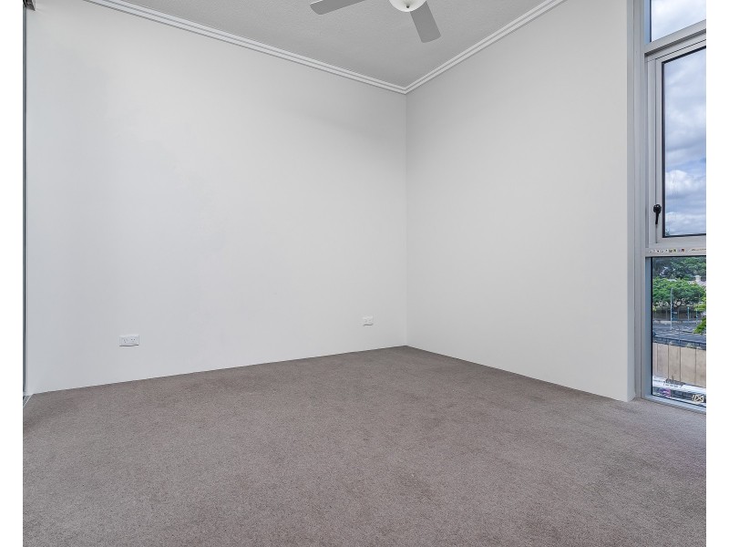 7018/7 Parklands Boulevard, Brisbane City QLD 4000