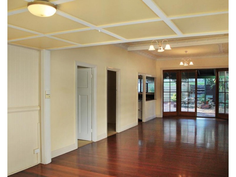 7 Mikado Street, Hamilton QLD 4007