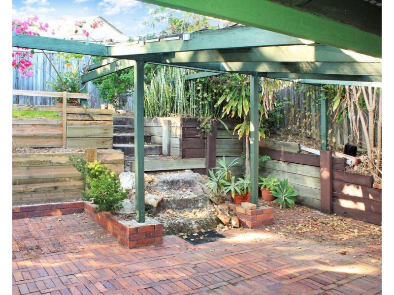 7 Mikado Street, Hamilton QLD 4007