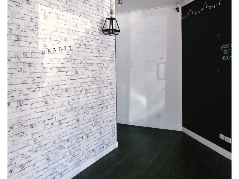 160 Racecourse Road, Hamilton QLD 4007