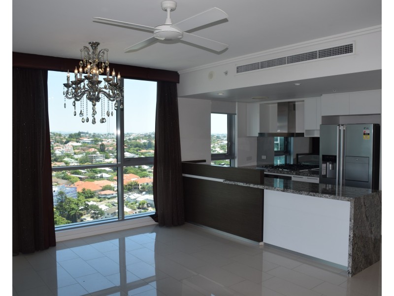 21810/8 Hercules, Hamilton QLD 4007