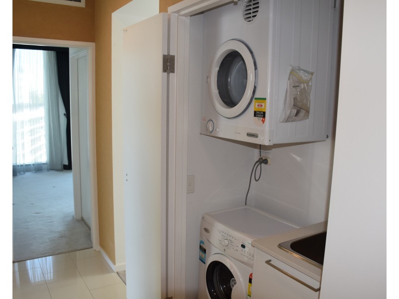 21810/8 Hercules, Hamilton QLD 4007