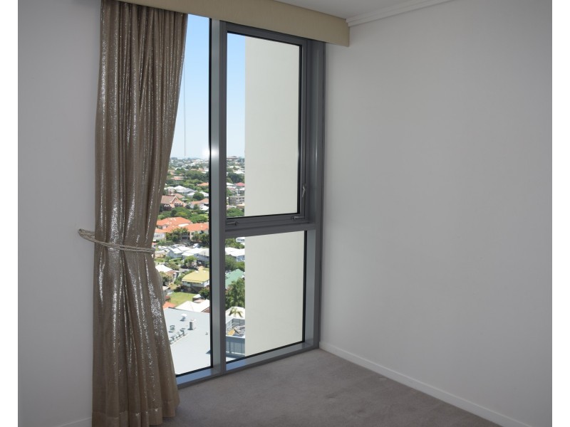 21810/8 Hercules, Hamilton QLD 4007