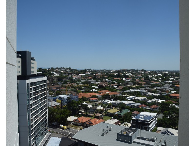 21810/8 Hercules, Hamilton QLD 4007