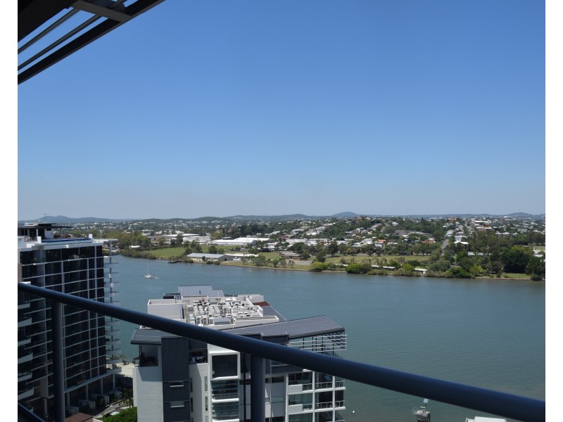 21810/8 Hercules, Hamilton QLD 4007