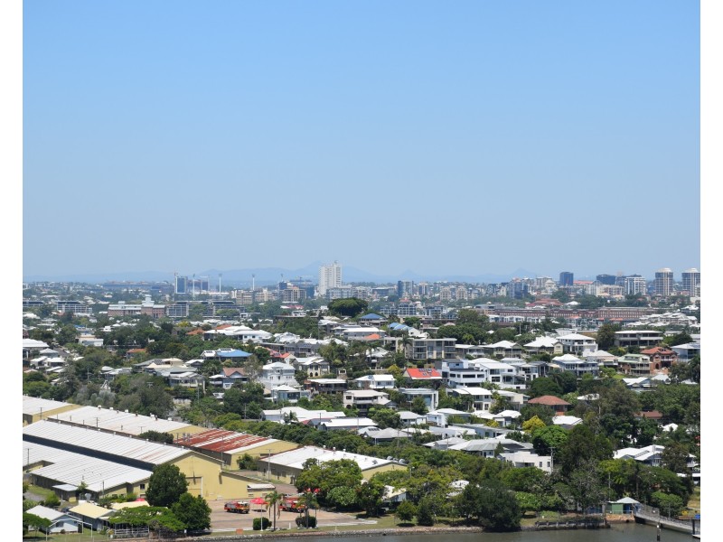 21810/8 Hercules, Hamilton QLD 4007