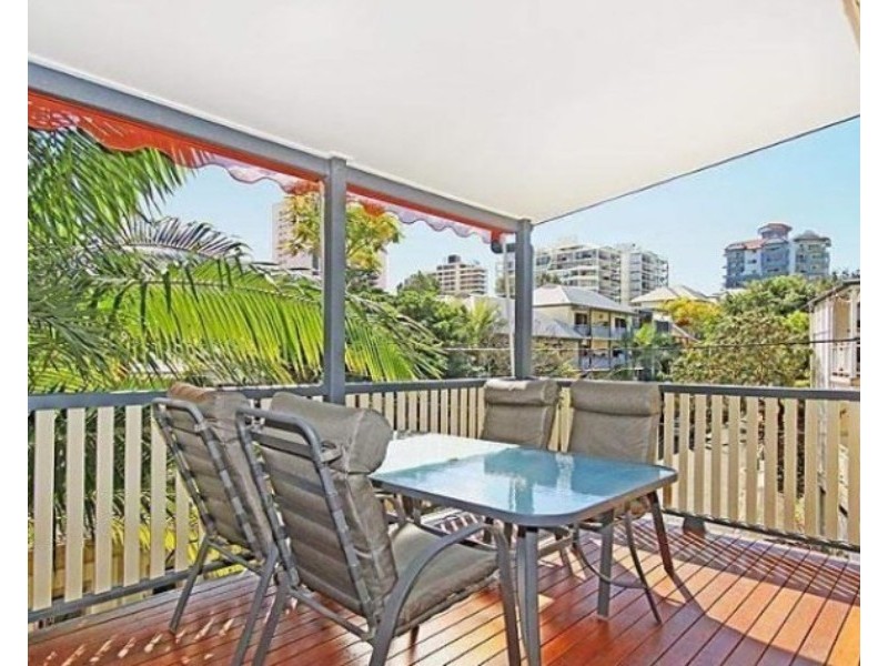 1  Bartley Street, Spring Hill QLD 4000