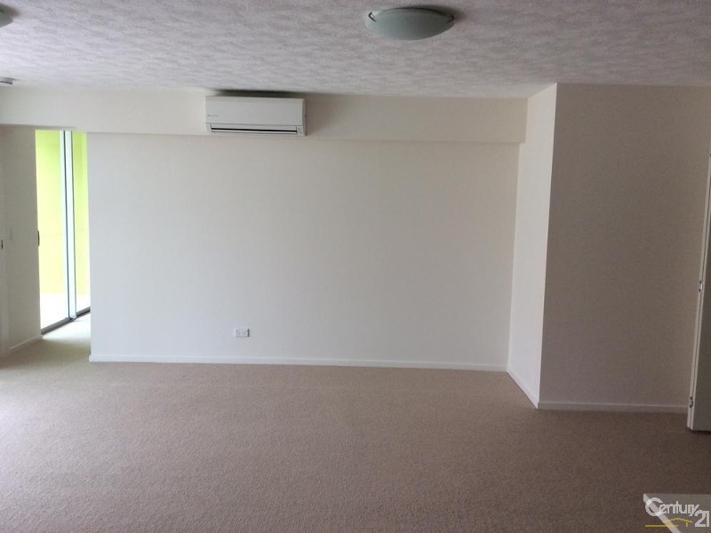 8/25  Cracknell Road, Annerley QLD 4103