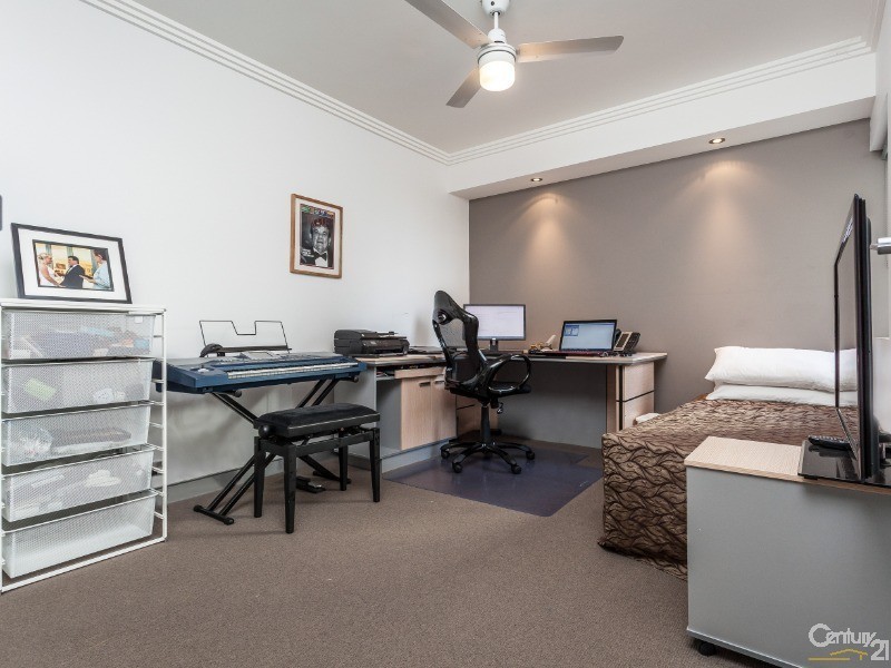 16/83 Marine Parade, Redcliffe QLD 4020