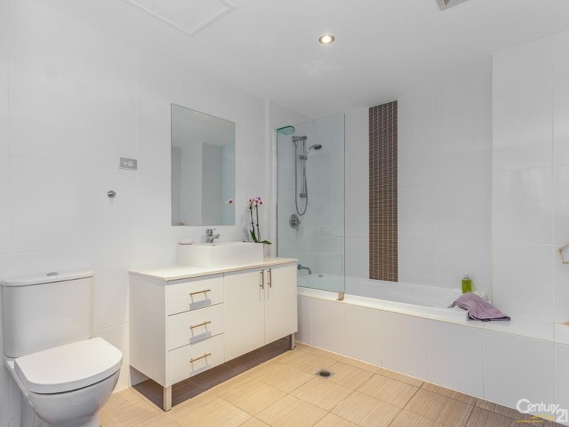 16/83 Marine Parade, Redcliffe QLD 4020