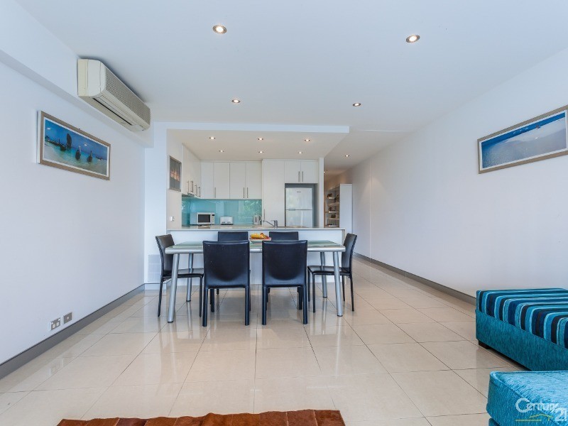 16/83 Marine Parade, Redcliffe QLD 4020