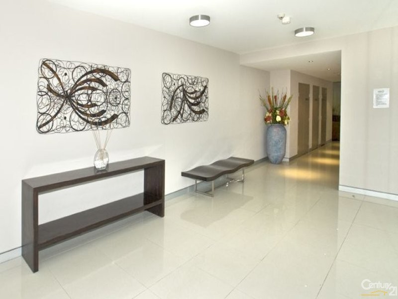 16/83 Marine Parade, Redcliffe QLD 4020