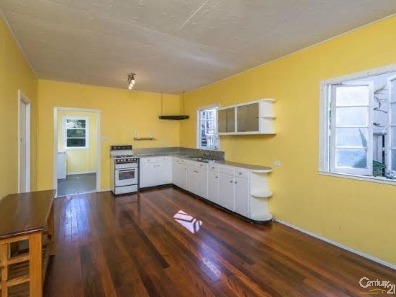31 Thorn Street, Red Hill QLD 4059