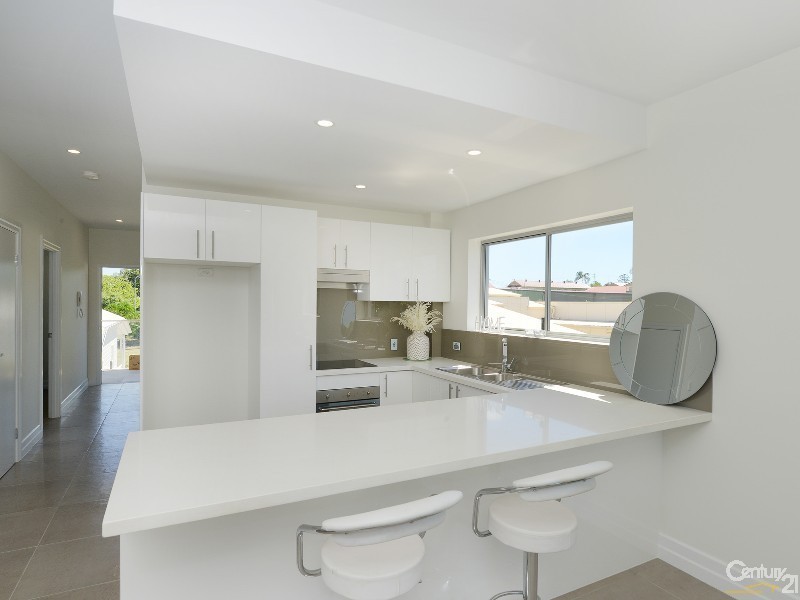 11-19 Stephens Street, Morningside QLD 4170