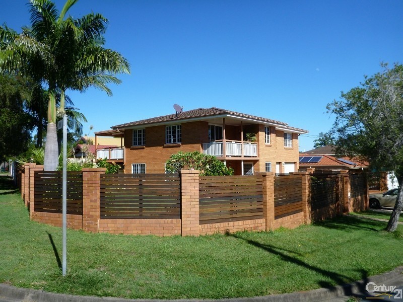 5 Arizonica Drive, Clontarf QLD 4019