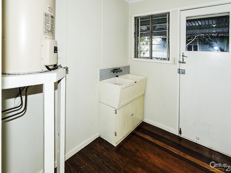 12 Rotary Crescent, Redcliffe QLD 4020
