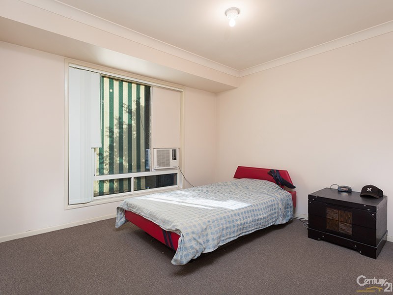 2/15 Prokuda Close, Goodna QLD 4300