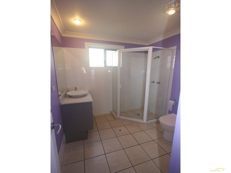 43 James Street, Scarborough QLD 4020