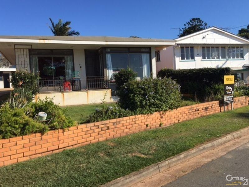 81A Flinders Parade, Scarborough QLD 4020