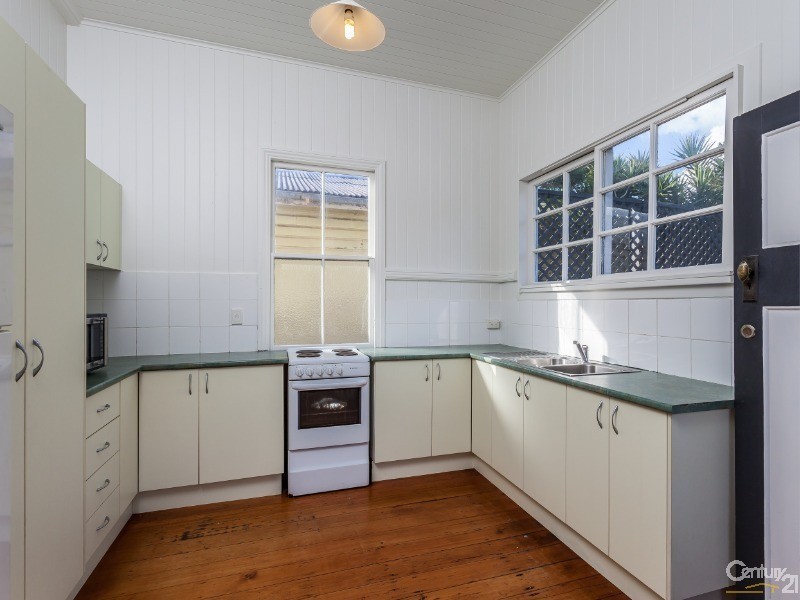 7 Swan Terrace, Windsor QLD 4030