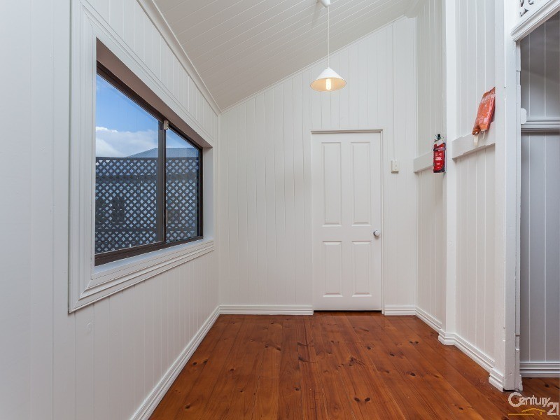 7 Swan Terrace, Windsor QLD 4030