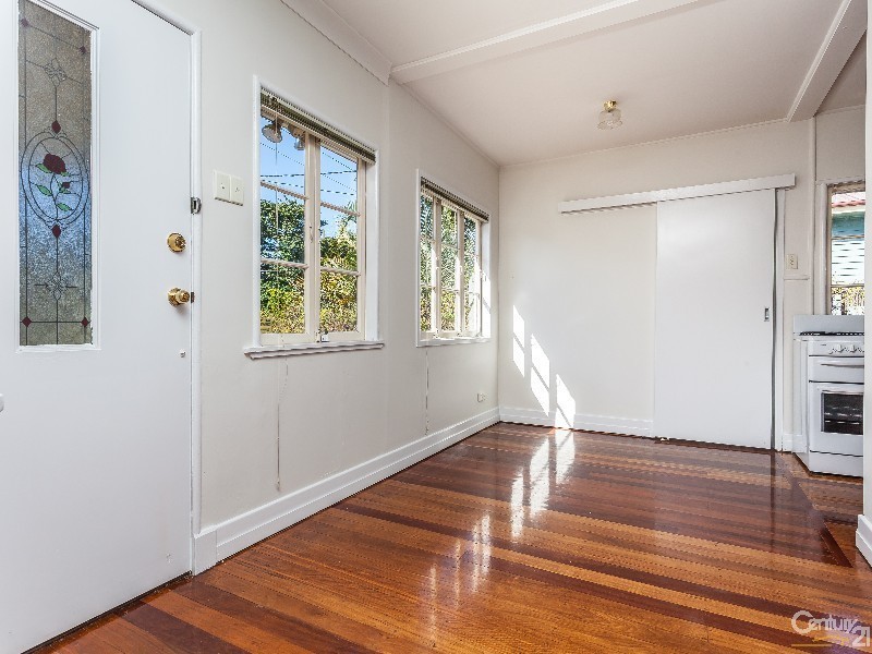 93 Toohey Road, Tarragindi QLD 4121