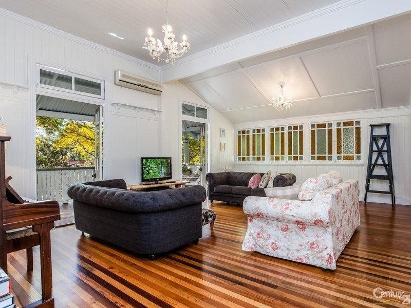 15 Coolibah Street, Bardon QLD 4065