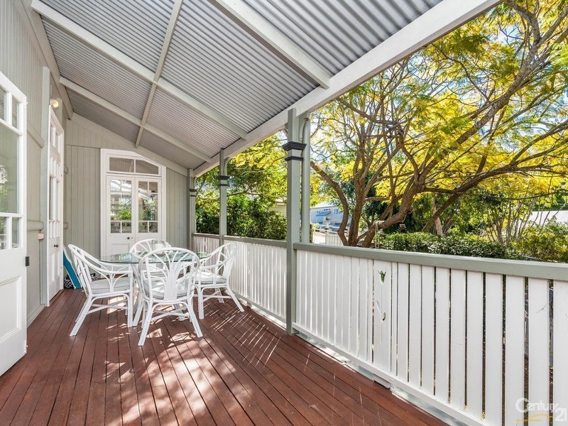 15 Coolibah Street, Bardon QLD 4065