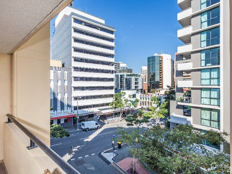 8/474 Upper Edward Street, Spring Hill QLD 4000