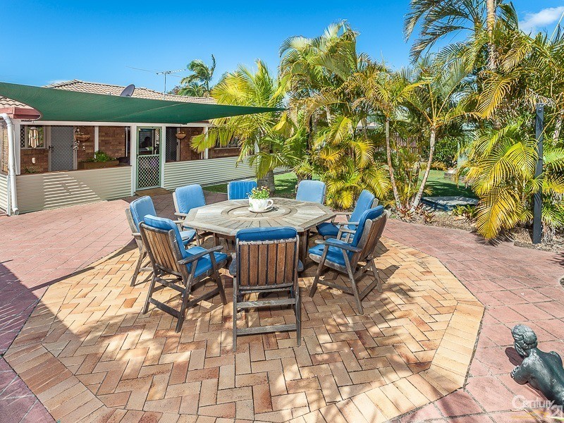 9 Hampshire Court, Kippa-ring QLD 4021